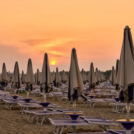 Bright Flat Close To Promenade Διαμέρισμα Μπιμπιόνε