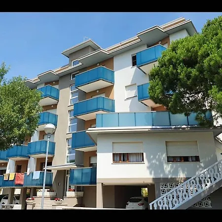 Bright Flat Close To Promenade 아파트 *