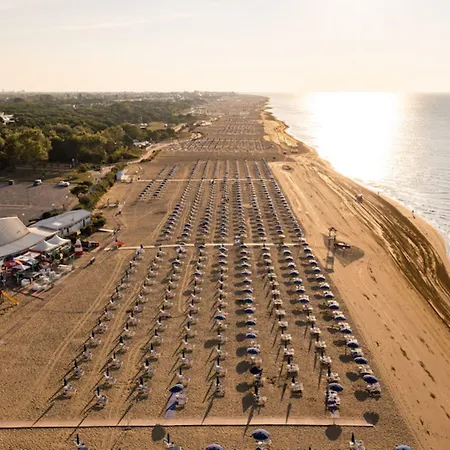 Bright Flat Close To Promenade Bibione